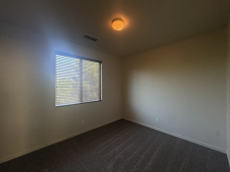 3564 Sarasota Ave — Photo 21