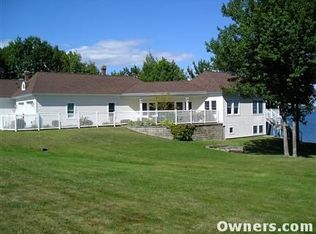 122 Dockside Ln, Belfast, ME 04915