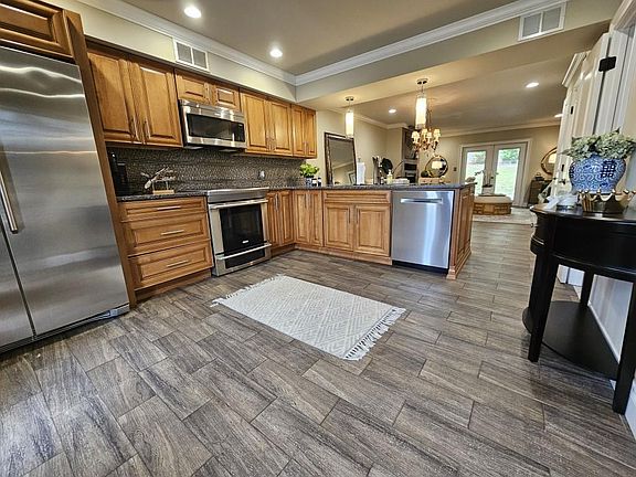 4th image of 1085 Holly Dr Unit 2