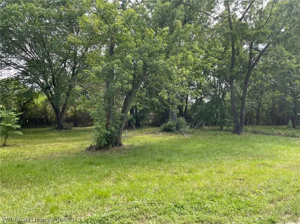 500 NE 6th St, Spiro, OK 74959