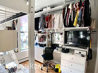 Rented by Sunrise Real Estate