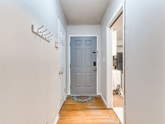 3rd image of 4369 S Yale Ave