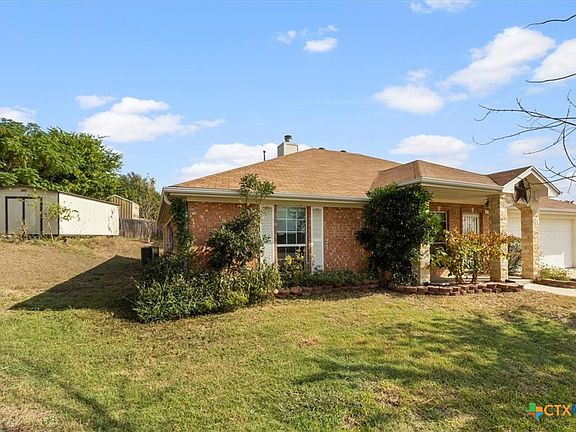 3rd image of 704 Joshua Ct