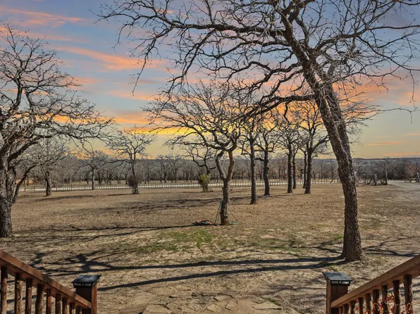 624 County Road 3737, Bridgeport, TX 76426