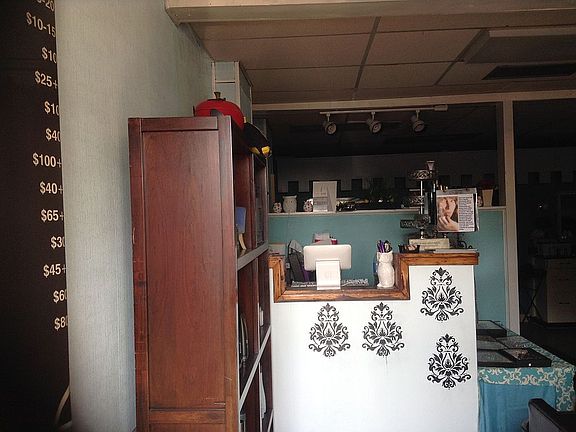 2nd image of 236 Shadeland Ave