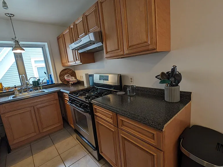 51 Argyle St #3 — Photo 11