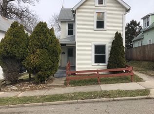 1378 Warder St, Springfield, OH 45503