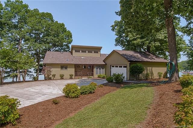 1st image of 8908 Lynn Parker Ln