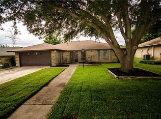 1935 Maxwell Dr, Lewisville, TX 75077