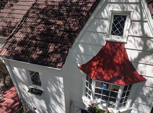 7301 SW Brier Pl, Portland, OR 97219