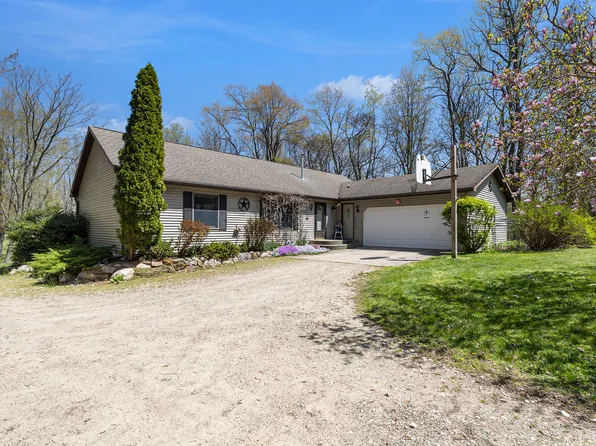 54485 Day Rd, Marcellus, MI 49067