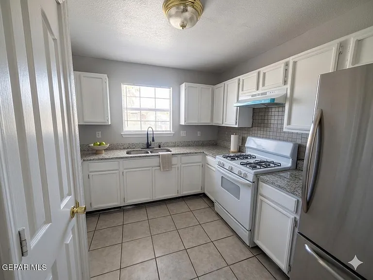 10281 Valle Del Mar Dr — Photo 2