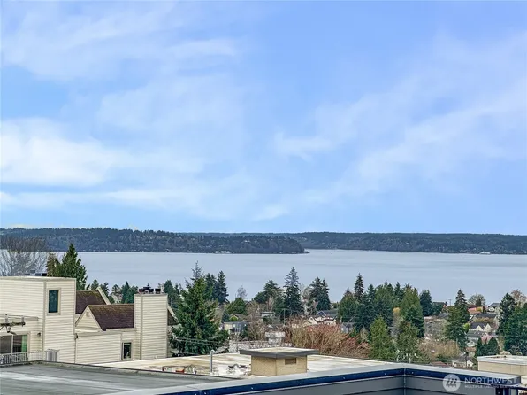 4519 44th Avenue SW #A, Seattle, WA 98116