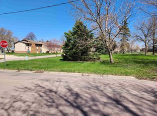 22nd St, Spirit lake, IA 51360