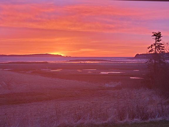 5th image of 476 S Lubec Road