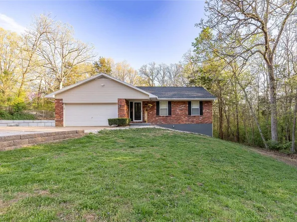 114 Cedarosa, Festus, MO 63028