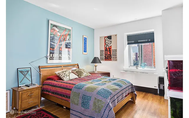 Sold by Douglas Elliman | media 21