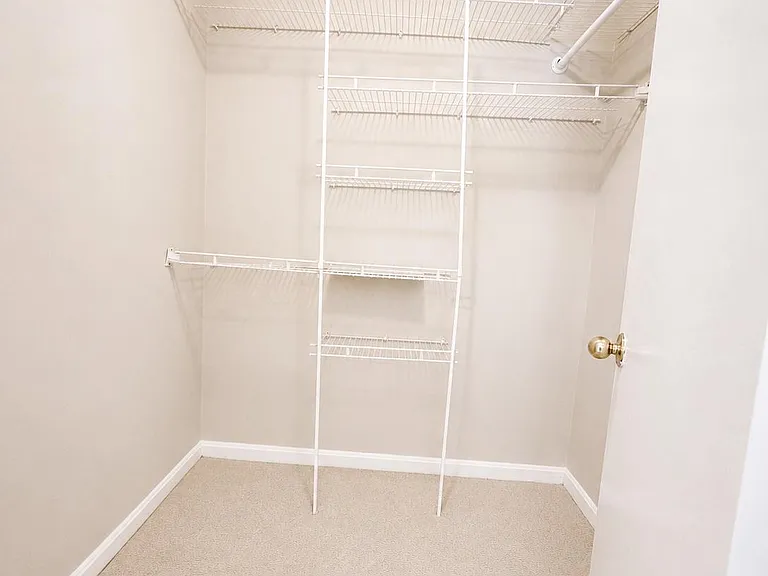 982 Yachtsman Way — Photo 19
