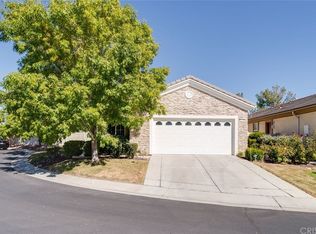 11125 Sunriver Ct, Apple Valley, CA 92308