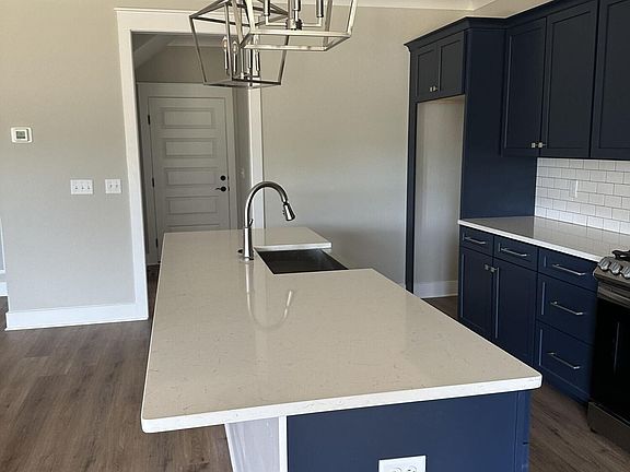 4th image of 5081 Judd Way NW