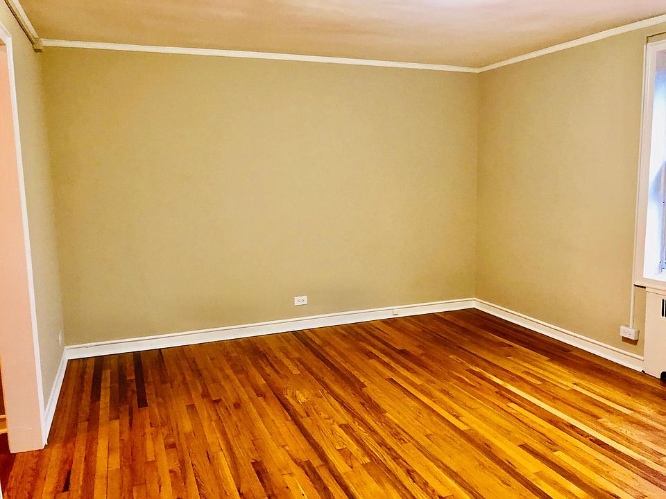 1st image of 48 Windle Park APT B2