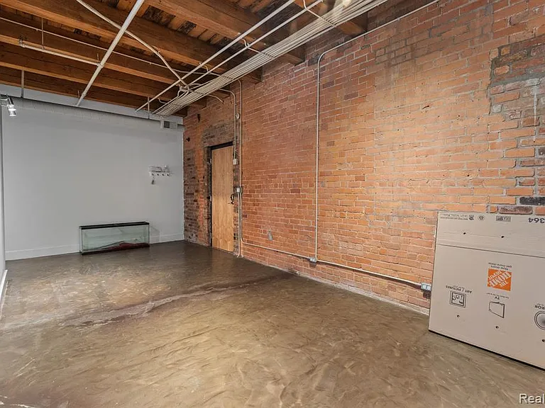 6533 E Jefferson Ave #117 — Photo 5