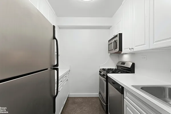 Rented by Brown Harris Stevens | media 14