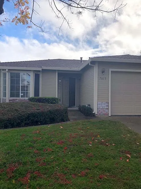7613 Sunstar Ln photo 1