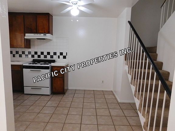 5th image of 646 Ximeno Ave APT D