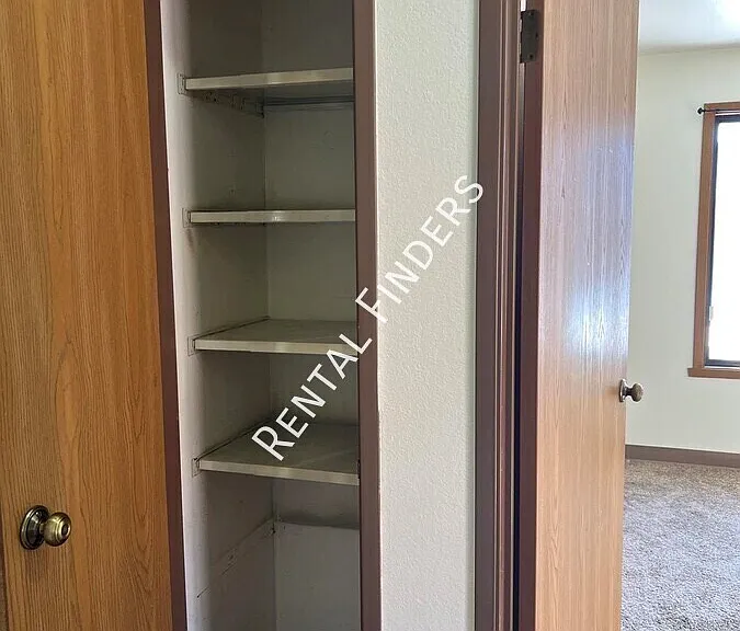 129 E Mitchell Ave #3 — Photo 5