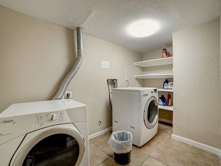 9147 Beechwood Dr — Photo 14