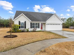 271 Silver Hills Dr, Jacksonville, NC 28546