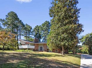 5822 Woodhaven Cir, Fayetteville, NC 28311