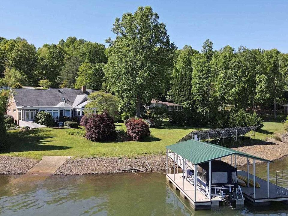 1st image of 355 Lake Point Ln #14