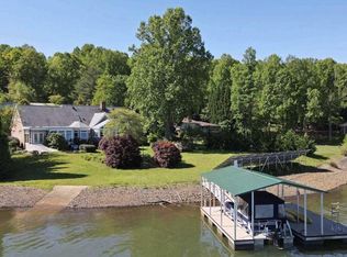 355 Lake Point Ln #14, Hiawassee, GA 30546