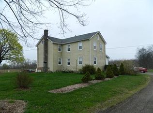 373 Oak Grove Rd, Pittstown, NJ 08867