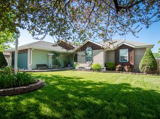 4805 W La Siesta St, Springfield, MO 65802