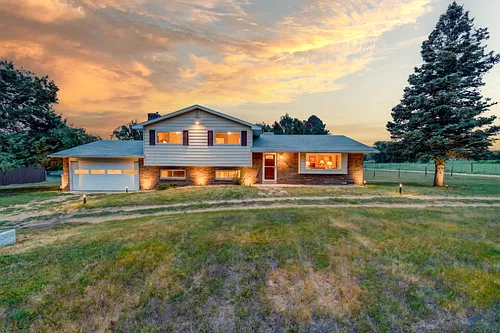 518 Clover Ln Photo 1