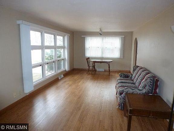4th image of 519 20th Ave W