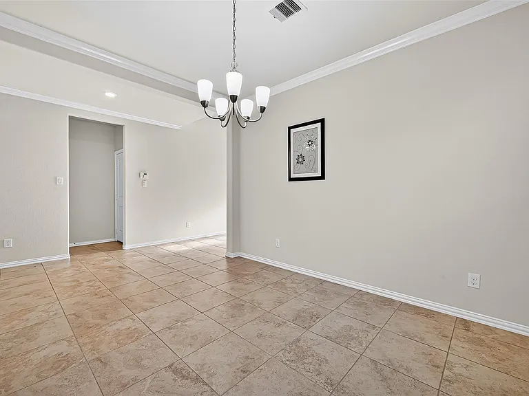10519 Forfar Ln — Photo 8