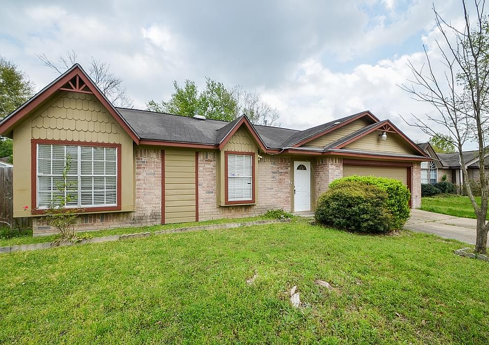 1st image of 22023 Rivermead Dr