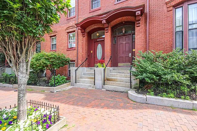 20 Pine St — Photo 3