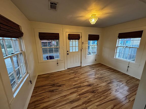 5th image of 407 Richardson St
