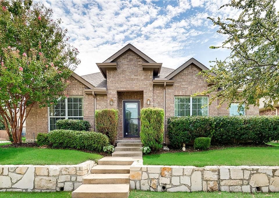 1st image of 3901 Carmel Mountain Dr