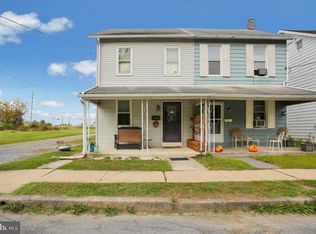 307 Furnace St, Topton, PA 19562