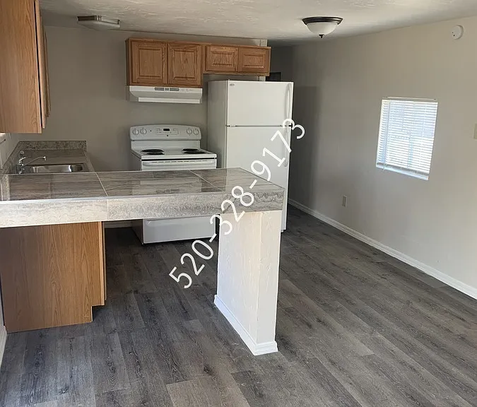 2945 N Alvernon Way #1 — Photo 3
