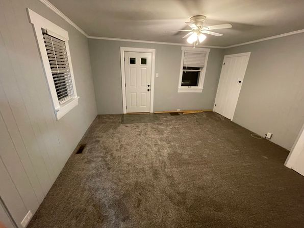 22 Groff Ave