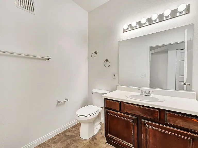 10245 S Maryland Pkwy #176 — Photo 27