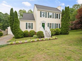 2145 Oakhampton Pl, Henrico, VA 23233