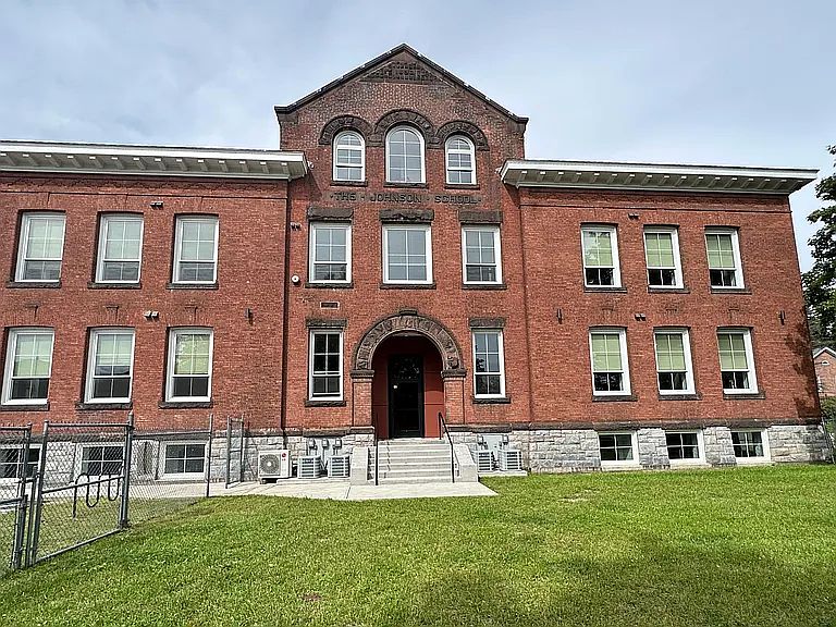1st image of 21 Williams St #2C